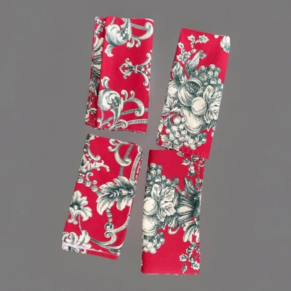 LAUREN Ralph Lauren Christmas Holiday Napkins Set (4)‎ Cotton Floral Hayley